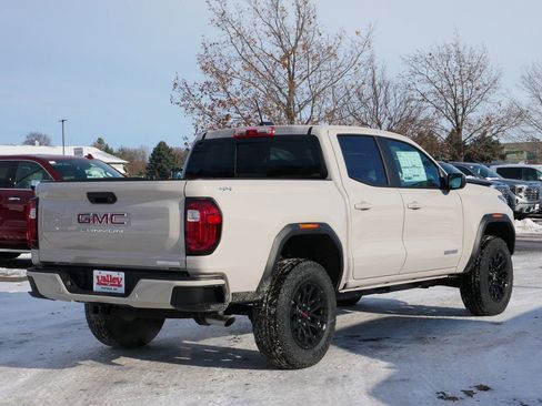 New 2026 GMC Canyon Elevation w/ Convenience Package image 4