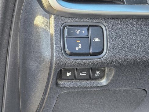 Used 2019 Kia Optima S w/ S Panoramic Sunroof Package image 8