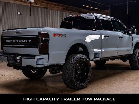 Used 2026 Ford F250 Platinum AWD/4WD image 10