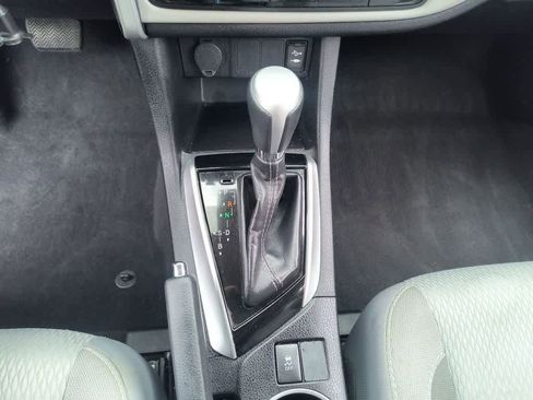 Used 2019 Toyota Corolla LE image 19