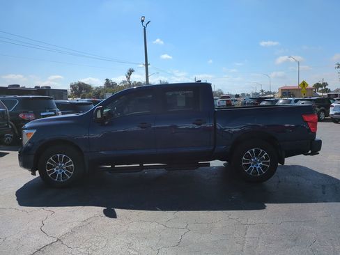 Used 2023 Nissan Titan SV w/ Accessory Utility Package image 7