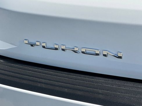 New 2026 GMC Yukon XL AT4 Ultimate AWD/4WD image 29