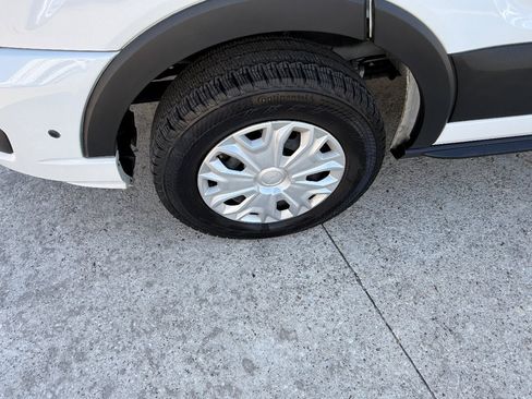 Used 2024 Ford Transit 350 XLT image 9