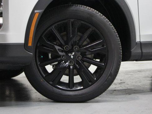 New 2025 Mitsubishi Eclipse Cross Black Edition image 3