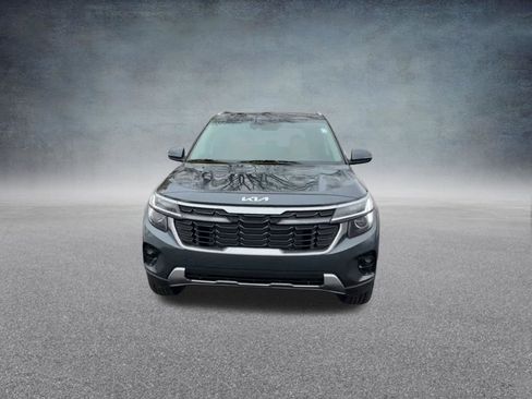 Used 2024 Kia Seltos EX FWD image 6