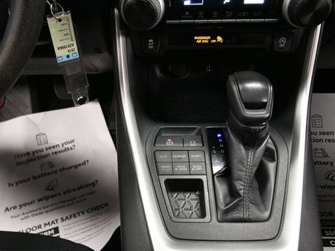Used 2019 Toyota RAV4 LE w/ All Weather Liner Package AWD/4WD image 16
