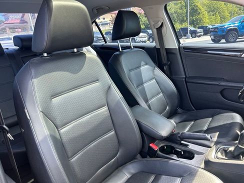 Used 2015 Volkswagen Jetta TDI SEL FWD image 37