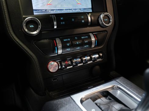 Used 2021 Ford Mustang GT RWD image 38