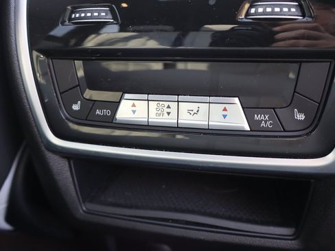Used 2026 BMW X5 M60i AWD/4WD image 18