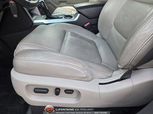 Used 2012 Ford Explorer XLT FWD image 13