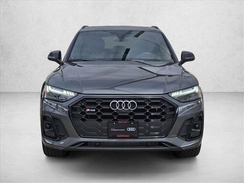 Certified 2022 Audi SQ5 Prestige AWD/4WD image 2
