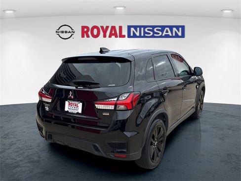 Used 2025 Mitsubishi Outlander Sport ES image 7