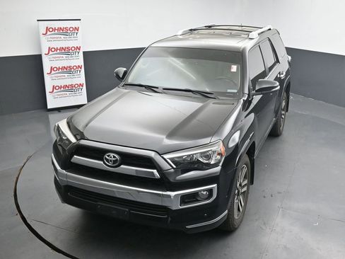 Used 2014 Toyota 4Runner Limited image 12