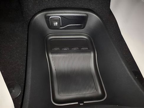 New 2026 Chrysler Pacifica Select FWD image 9