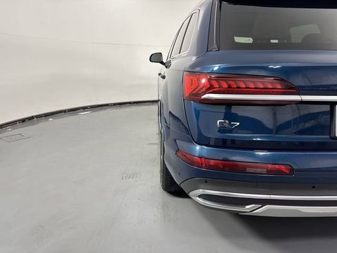 Used 2021 Audi Q7 3.0T Premium w/ Convenience Package AWD/4WD image 29