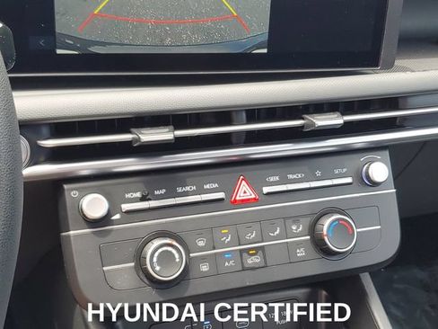 Used 2025 Hyundai Tucson SE FWD image 19