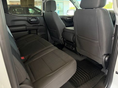 Used 2022 Chevrolet Silverado 1500 Custom AWD/4WD image 18