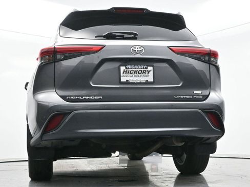 Used 2021 Toyota Highlander Limited AWD/4WD image 49