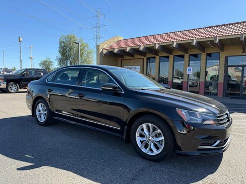 Used 2016 Volkswagen Passat 1.8T S image 13