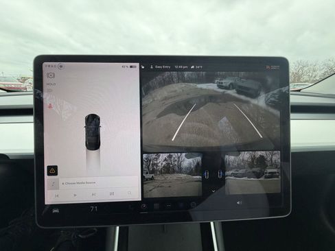 Used 2019 Tesla Model 3 Performance image 14