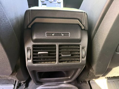Used 2018 Land Rover Range Rover Evoque Landmark Edition image 19