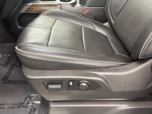 Used 2023 Chevrolet Silverado 3500 High Country w/ Technology Package image 15