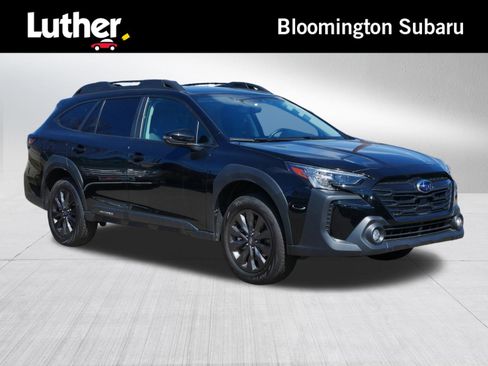 Used 2025 Subaru Outback Onyx Edition AWD/4WD image 1