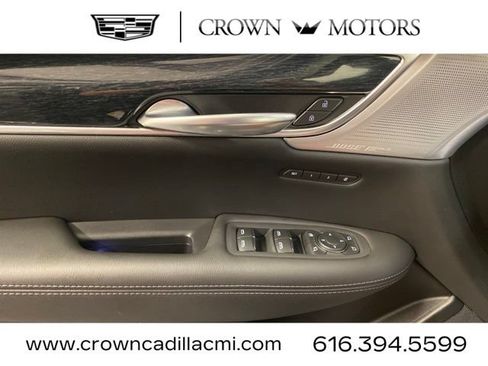 Certified 2023 Cadillac XT5 Premium Luxury w/ Technology Package AWD/4WD image 17
