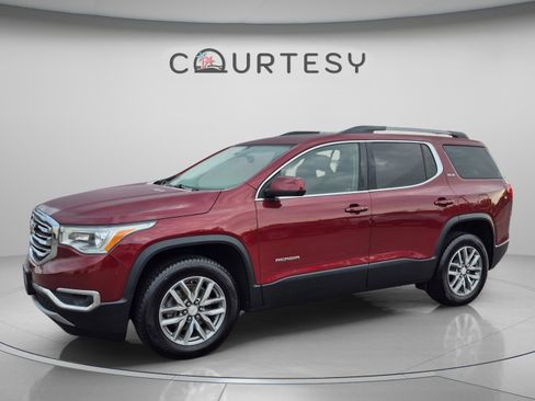 Used 2017 GMC Acadia SLE w/ Driver Alert Package I FWD image 1