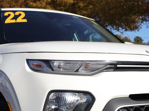 Used 2022 Kia Soul LX w/ Technology Package image 30