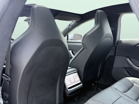 Used 2025 Tesla Model S Plaid AWD/4WD image 35