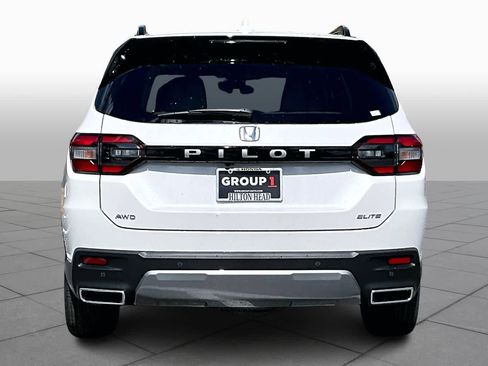New 2026 Honda Pilot Elite image 4