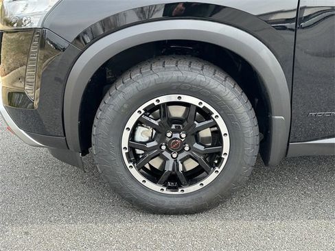New 2026 Nissan Pathfinder Rock Creek image 12