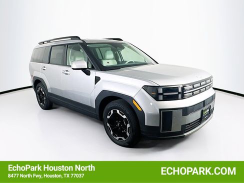 Used 2025 Hyundai Santa Fe SEL image 1