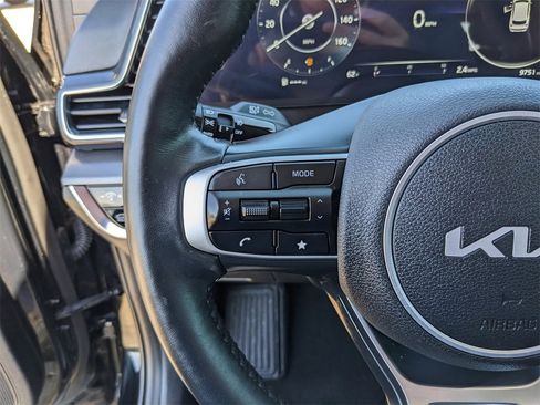 Certified 2025 Kia Sportage SX image 32