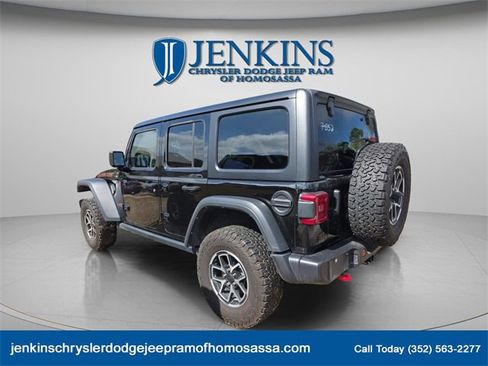 Certified 2025 Jeep Wrangler Unlimited Rubicon image 8