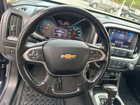Used 2020 Chevrolet Colorado LT AWD/4WD image 15