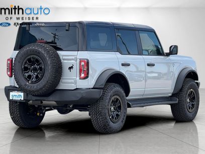 New 2026 Ford Bronco Outer Banks w/ Sasquatch Package