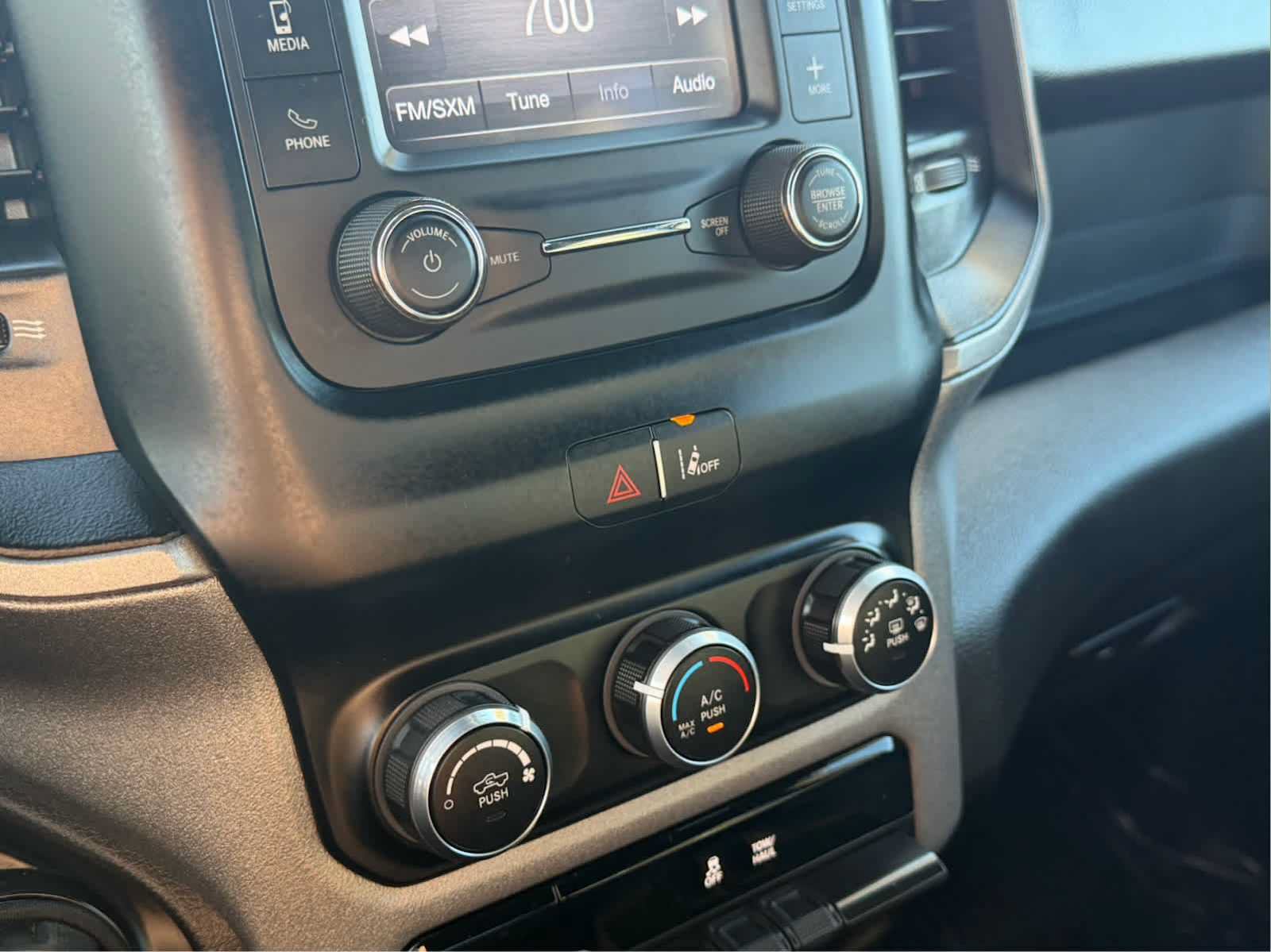Used 2023 RAM 1500 Tradesman w/ Night Edition AWD/4WD image 32
