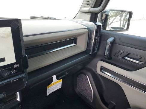 New 2026 GMC Hummer EV SUV image 26