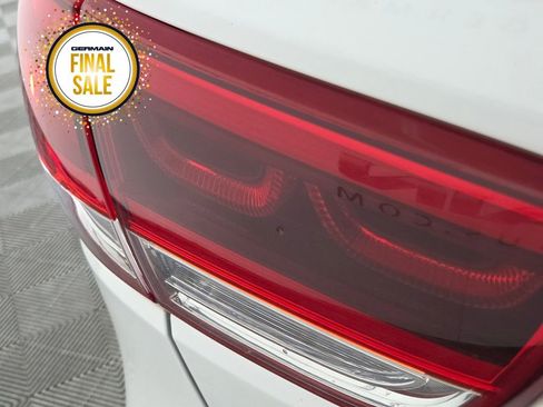 Used 2016 Kia Sorento SX image 13