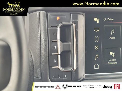Used 2023 GMC Yukon Denali w/ Max Trailering Package AWD/4WD image 11