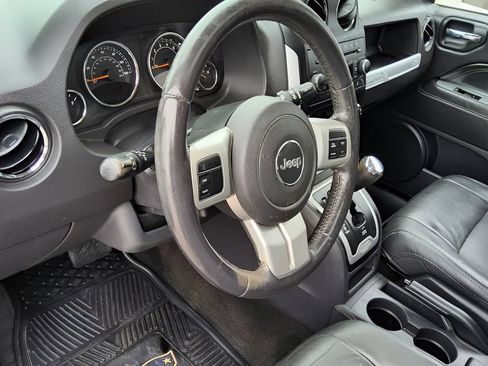 Used 2016 Jeep Compass High Altitude AWD/4WD image 16