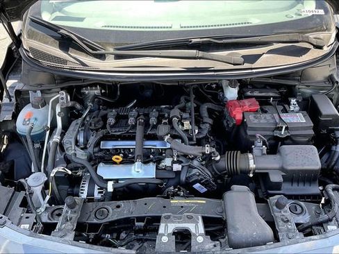 New 2025 Nissan Versa SR image 8