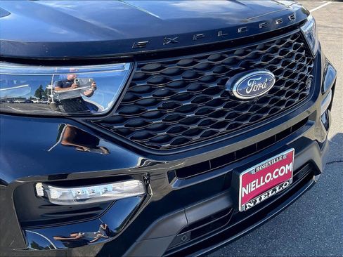 Used 2023 Ford Explorer ST w/ Equipment Group 401A image 32