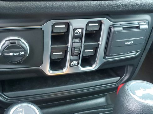 New 2025 Jeep Wrangler Sport S image 28