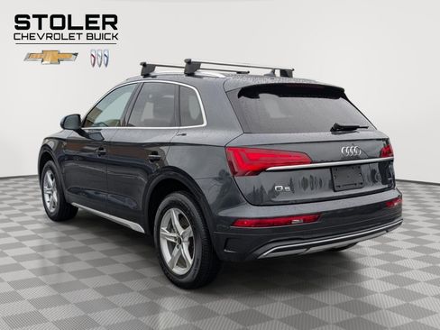 Used 2023 Audi Q5 2.0T Premium w/ Convenience Package AWD/4WD image 3