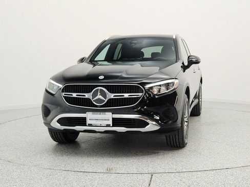 Used 2023 Mercedes-Benz GLC 300 4MATIC image 2
