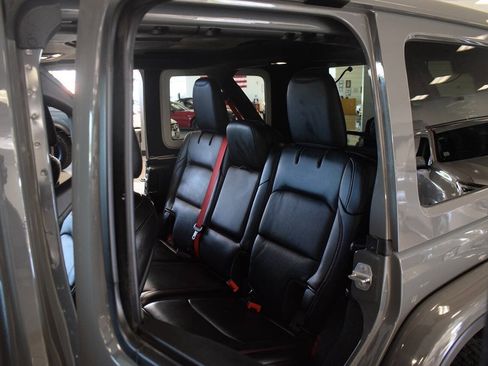 Used 2020 Jeep Wrangler Unlimited Rubicon w/ Quick Order Package 28Y Recon AWD/4WD image 60