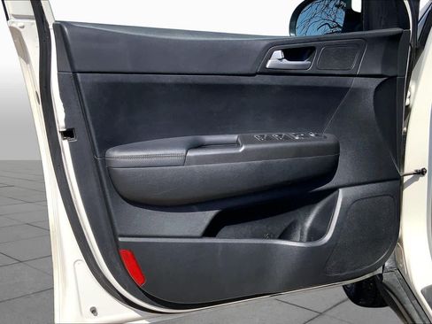 Used 2021 Kia Sportage LX AWD/4WD image 22